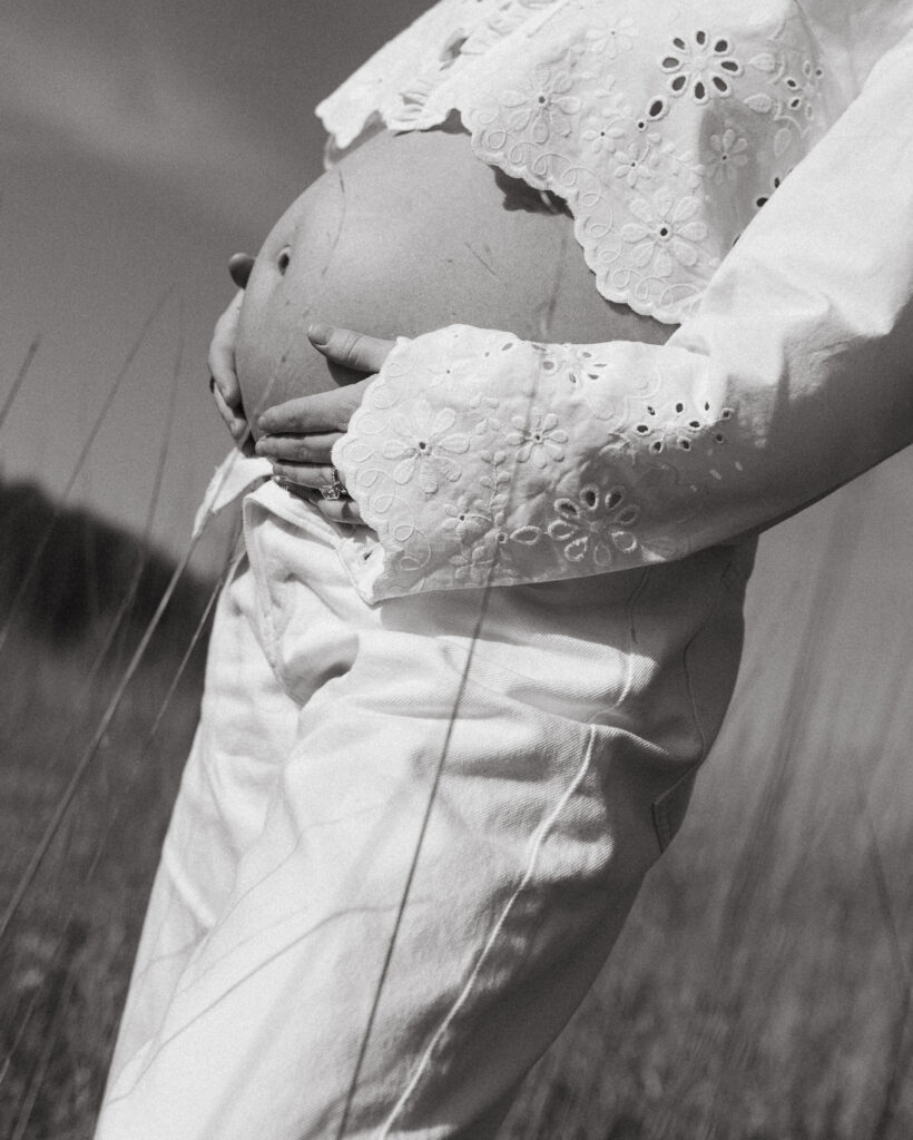 Unique Maternity Session Ideas